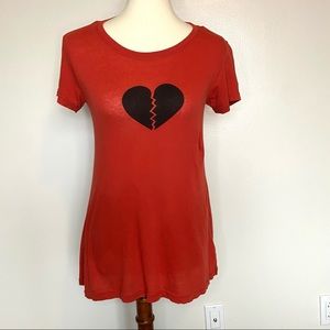 WILDFOX broken heart tee size M